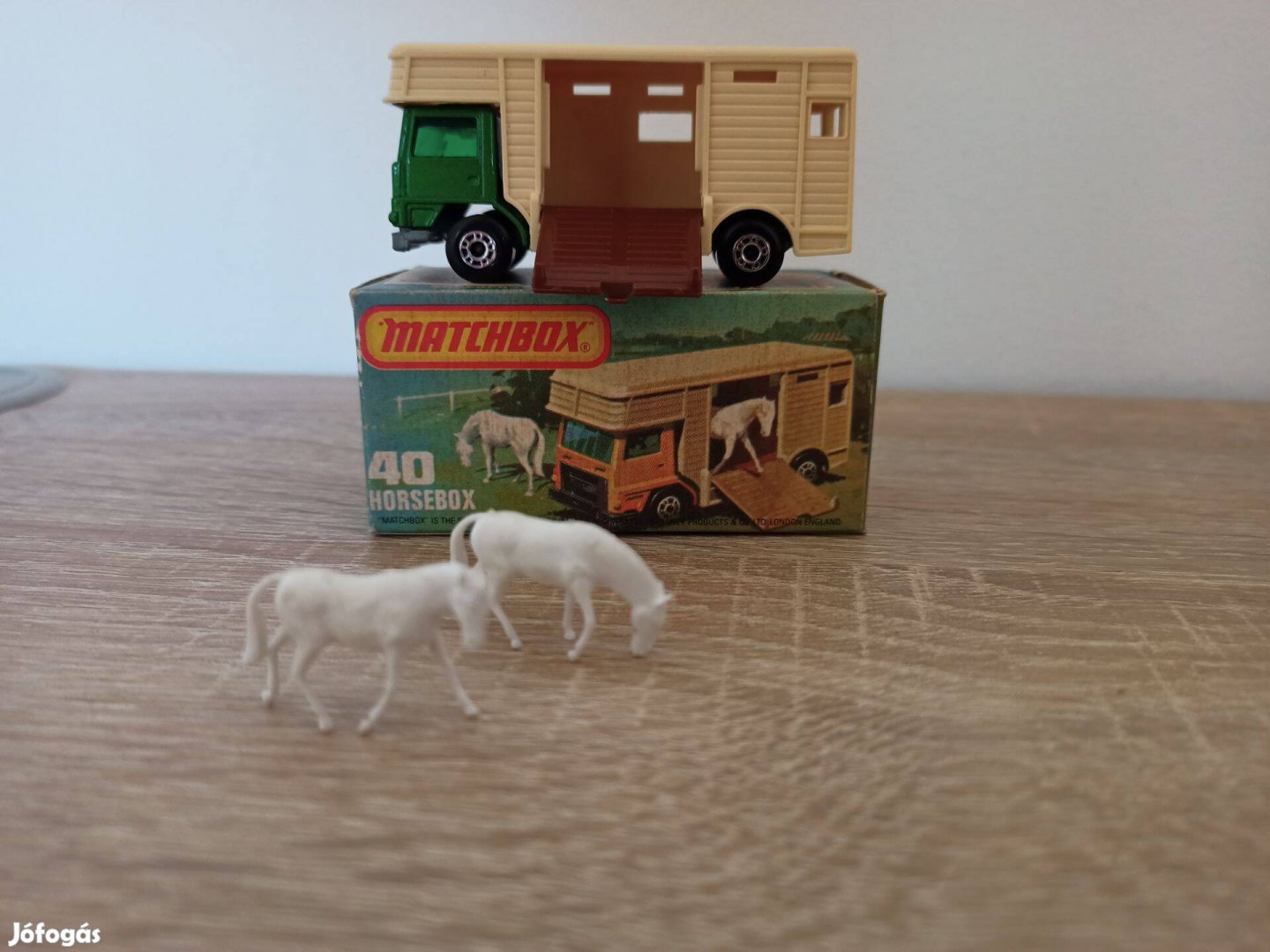 Matchbox Superfast No. 40 horsebox