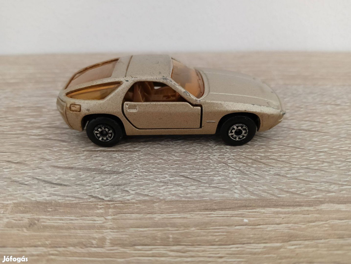 Matchbox Superfast No. 59 Porsche 928