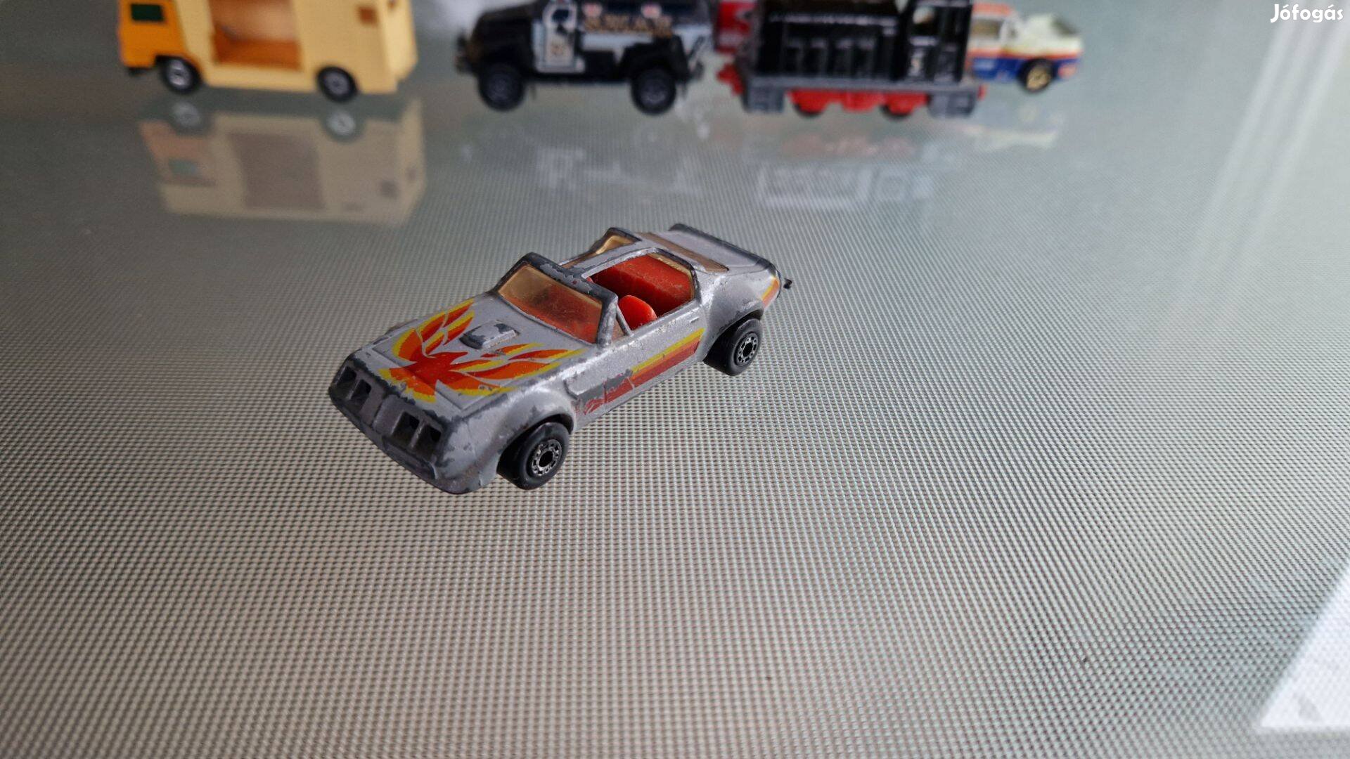 Matchbox Superfast Pontiac Firebird Kisautó