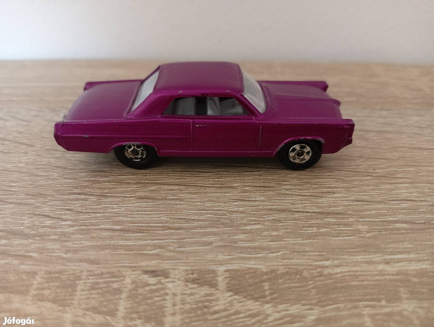 Matchbox Superfast Pontiac GP Sport Coupe Purple