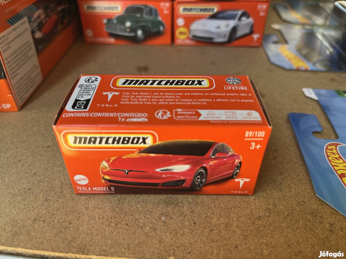 Matchbox Tesla Model S papírdobozos Új