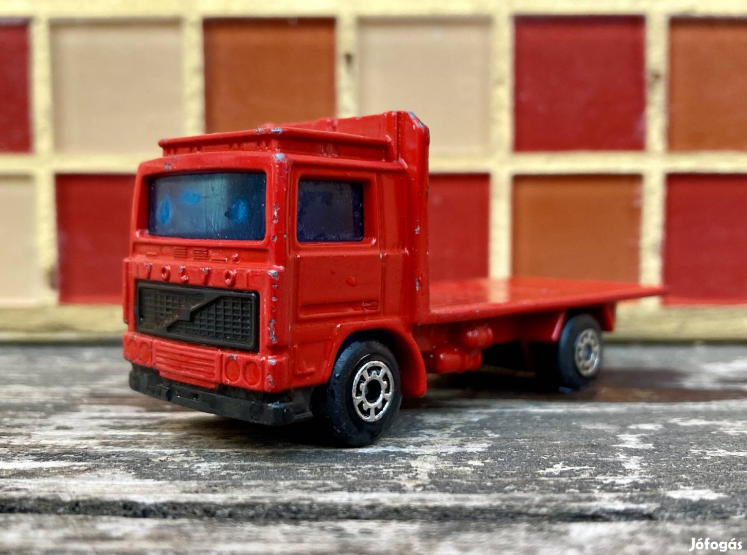 Matchbox Volvo Truck. Platós teherautó