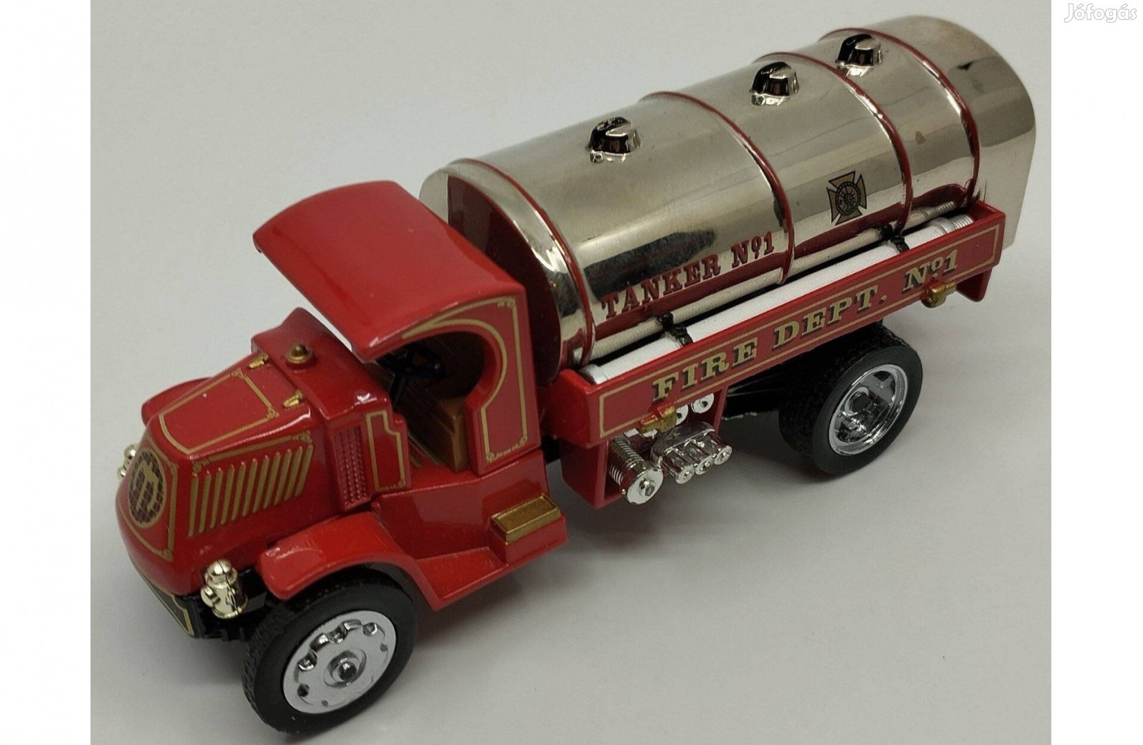Matchbox Yesteryear 1923 Mack AC water Tanker - Fire Engine series