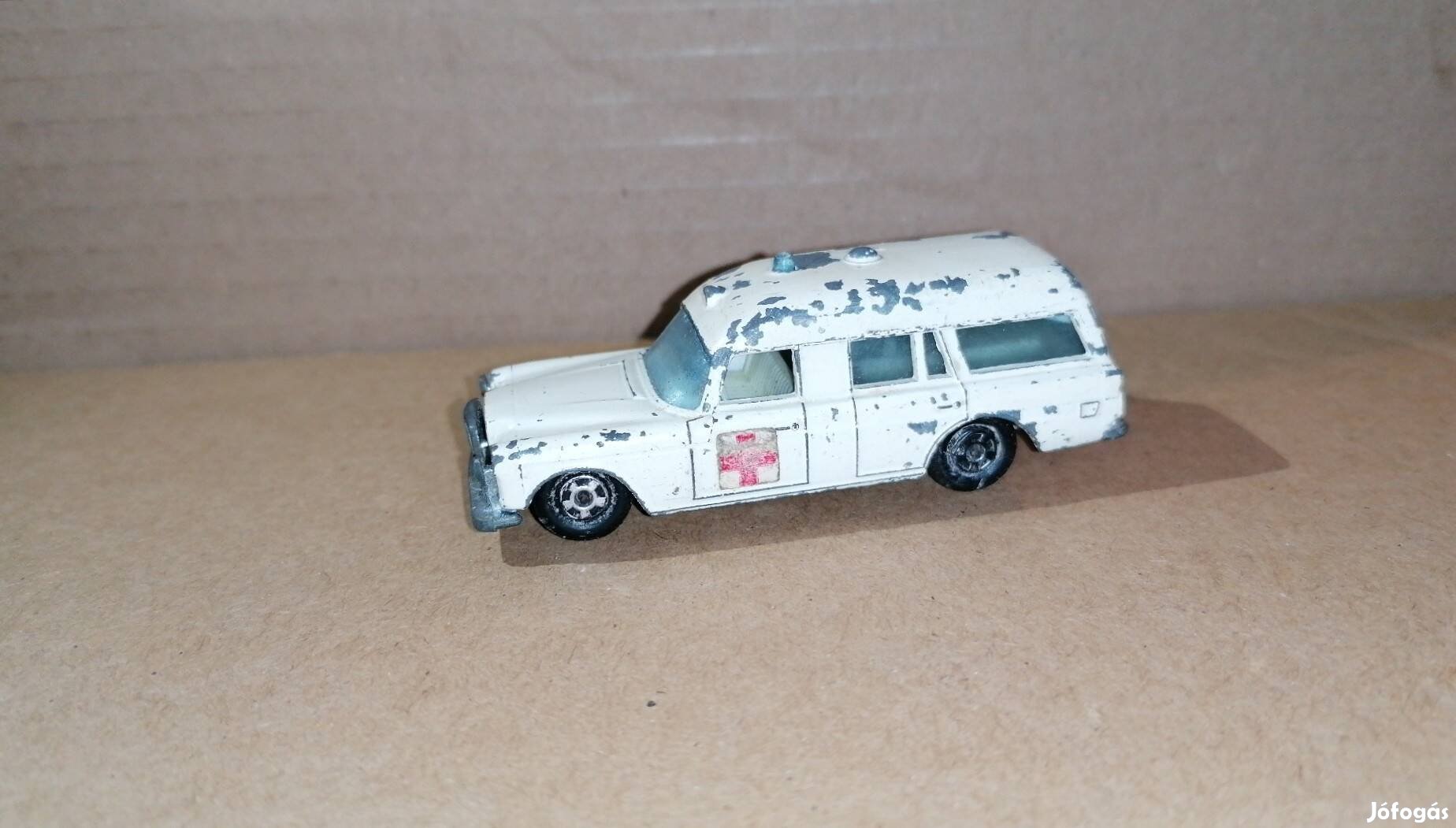 Matchbox - Mercedes-Benz "Binz" Ambulance (Made in England) 