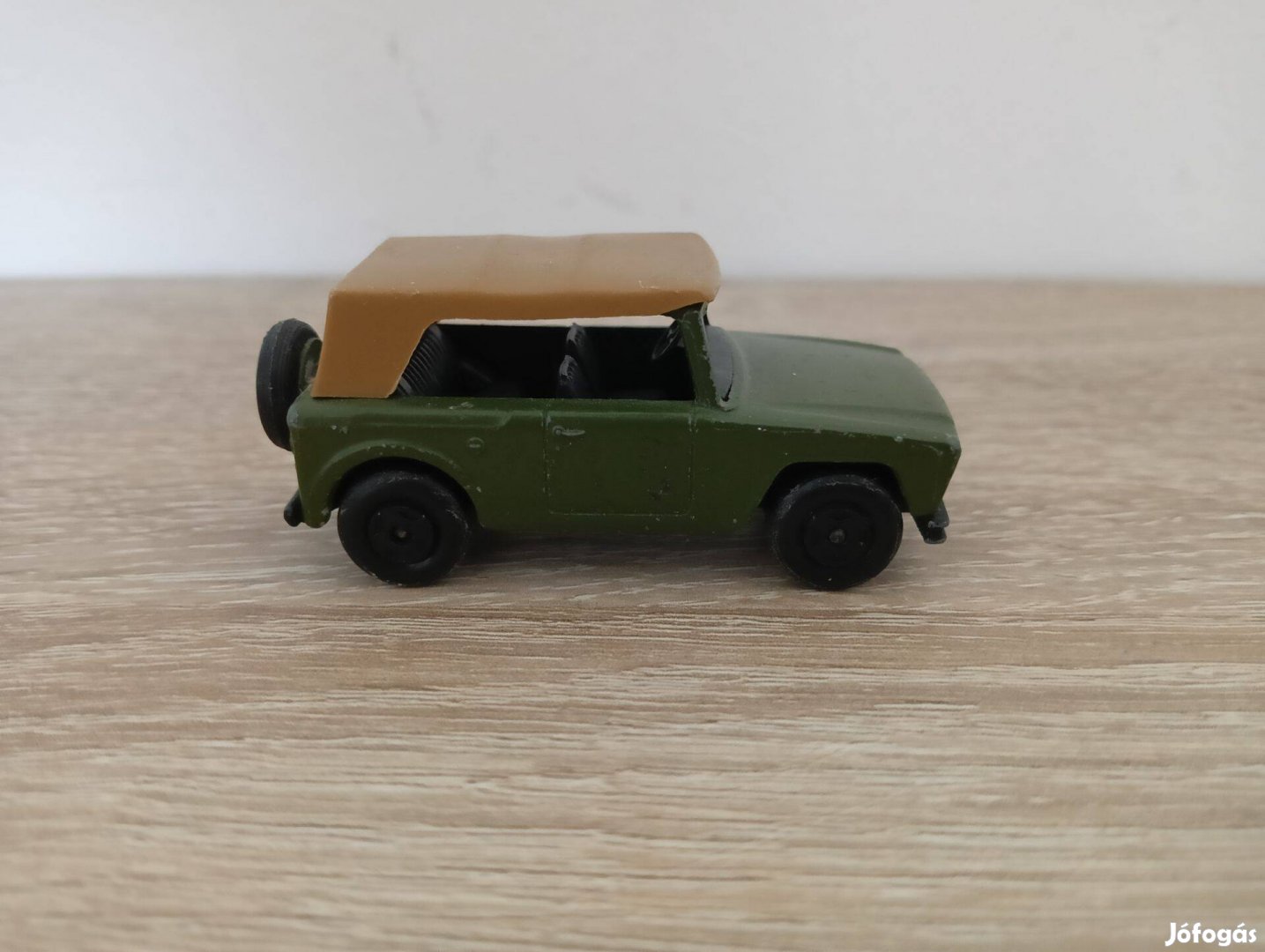 Matchbox army field car