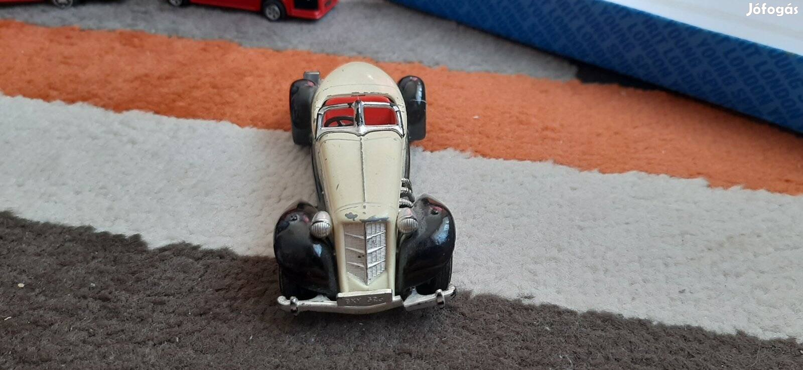 Matchbox kisautó 