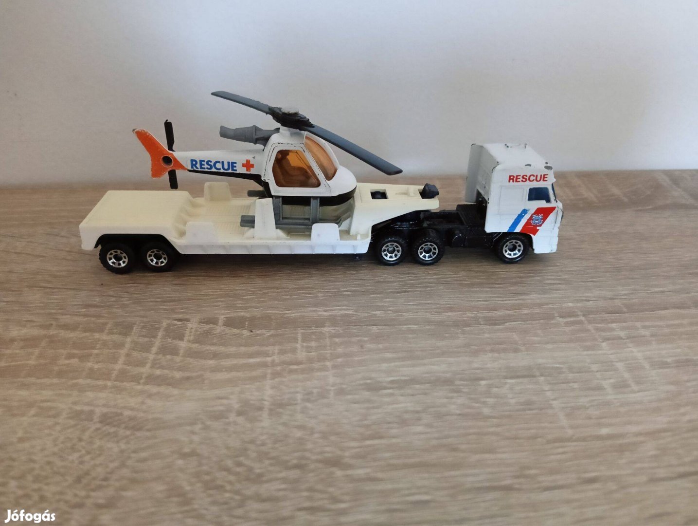 Matchbox team convoy rescue