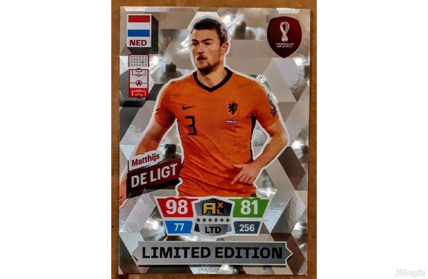 Matthijs de Ligt Hollandia Limited focis kártya Panini Qatar 2022