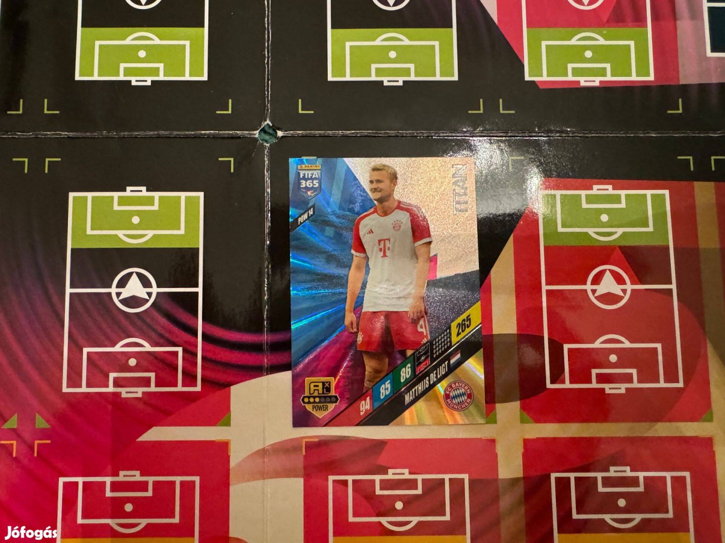 Matthijs de Ligt Titan focis kártya POW 14 focis kártya Fifa 365 2024