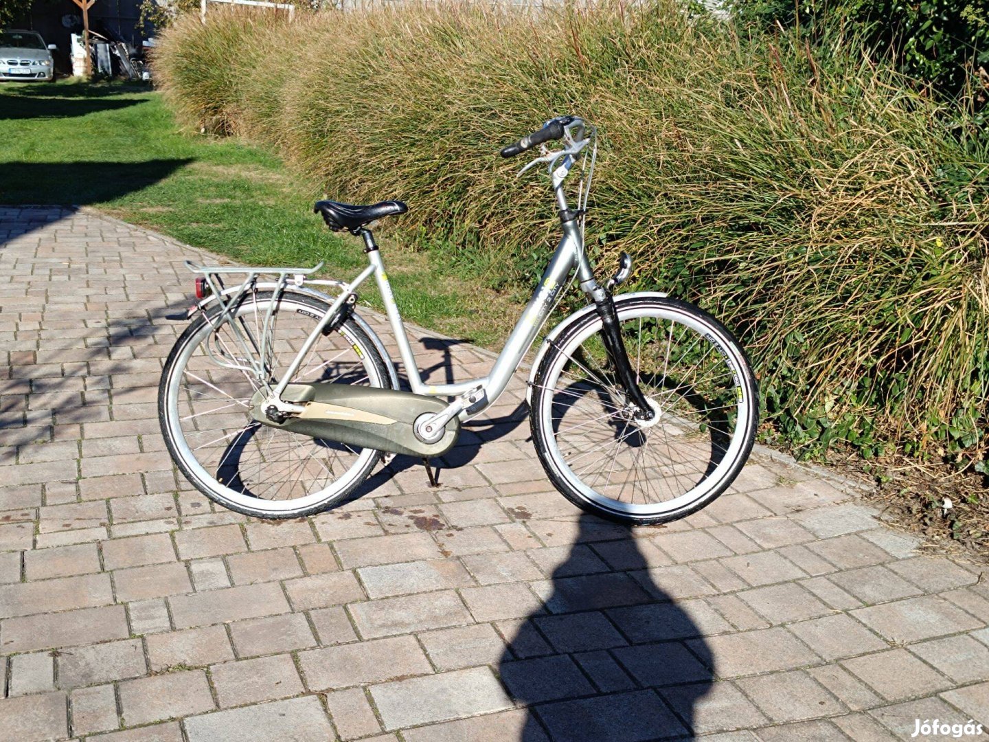 Max2BIKE agydinamós mélyvázas női agyváltós 28"-os kerékpár bicikli jó