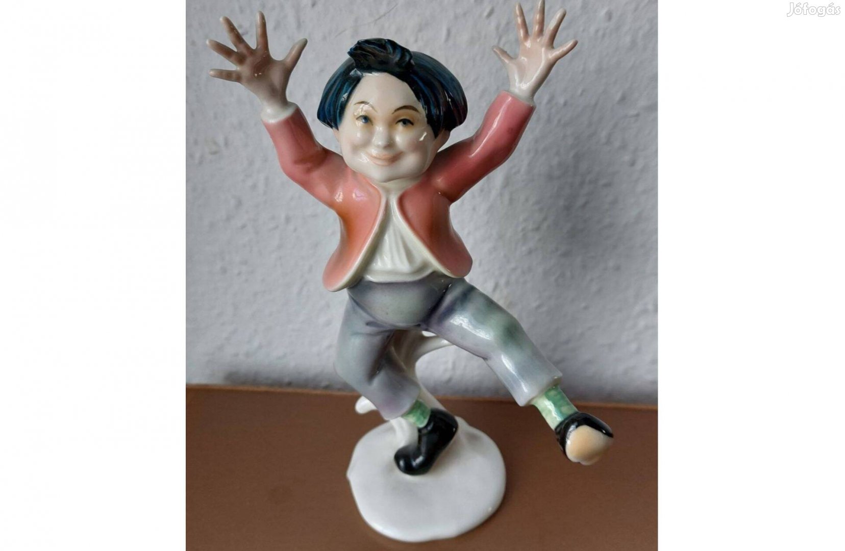 Max figura ENS porcelán