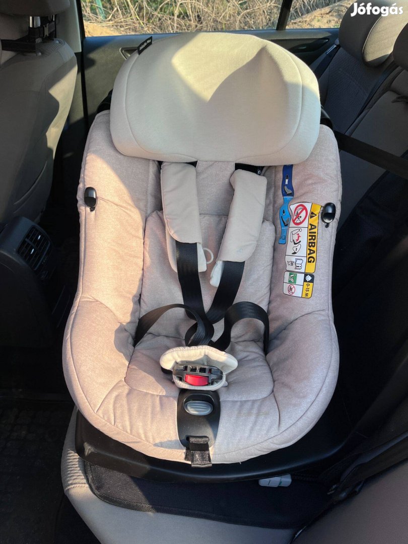 Maxi Cosi Axissfix autósülés gyerekülés 9-18 kg