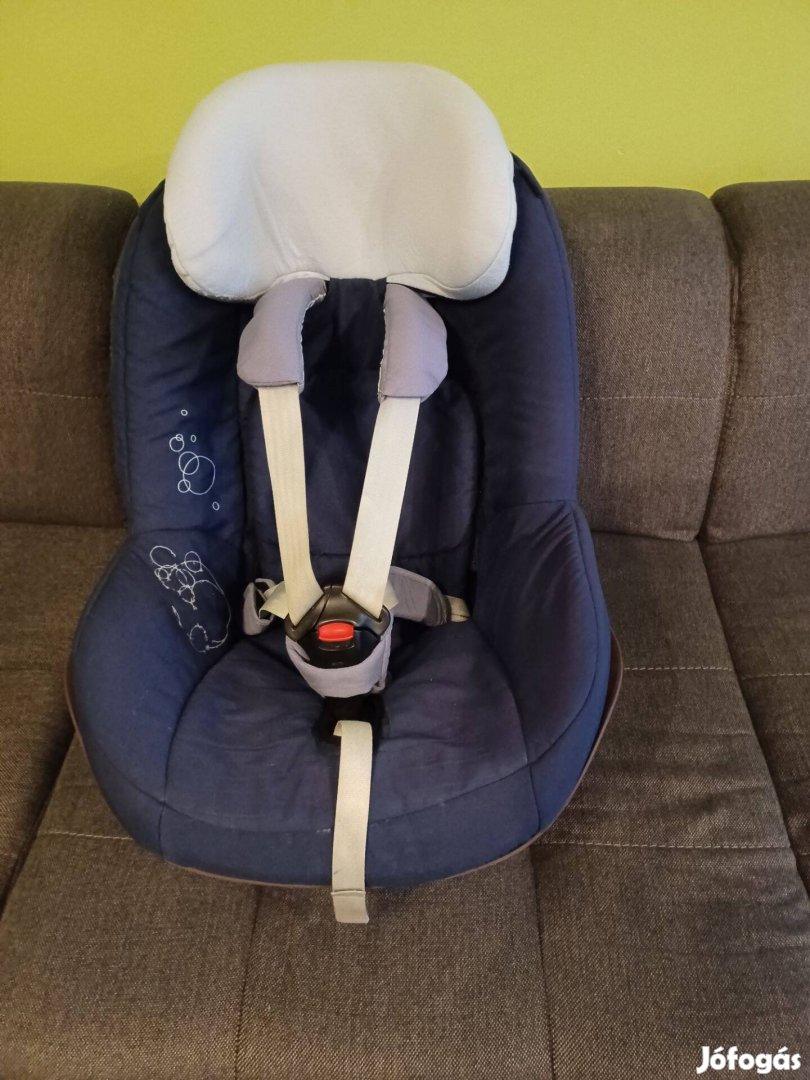 Maxi Cosi Pearl gyerekülés + Familyfix talp