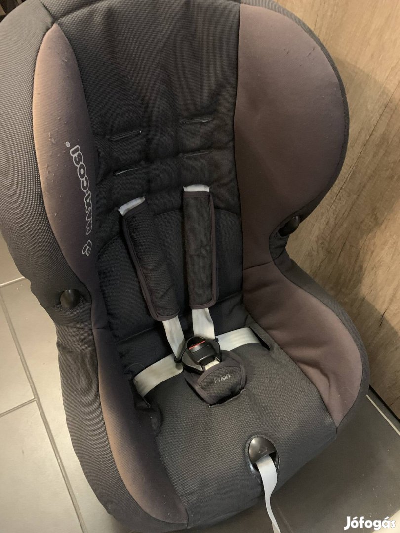 Maxi Cosi Priori 9- 18 kg biztonsági övvel rögzülő gyermekülés