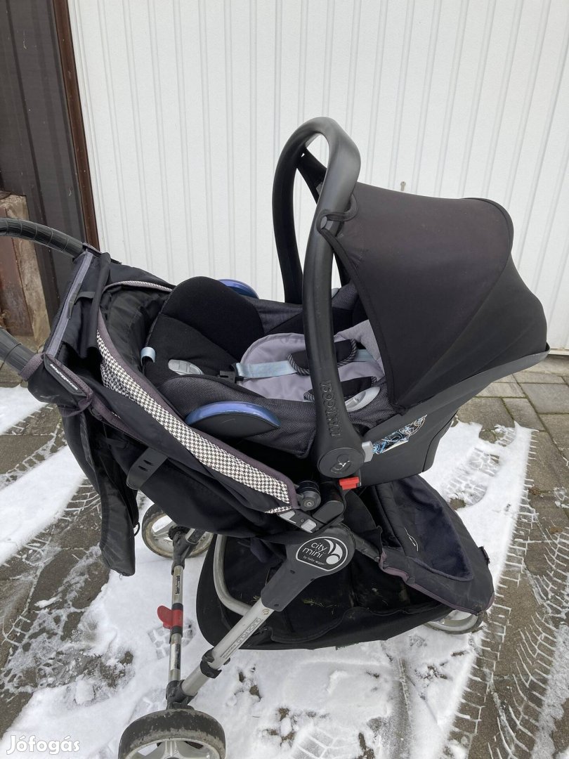 Maxi Cosi babakocsi