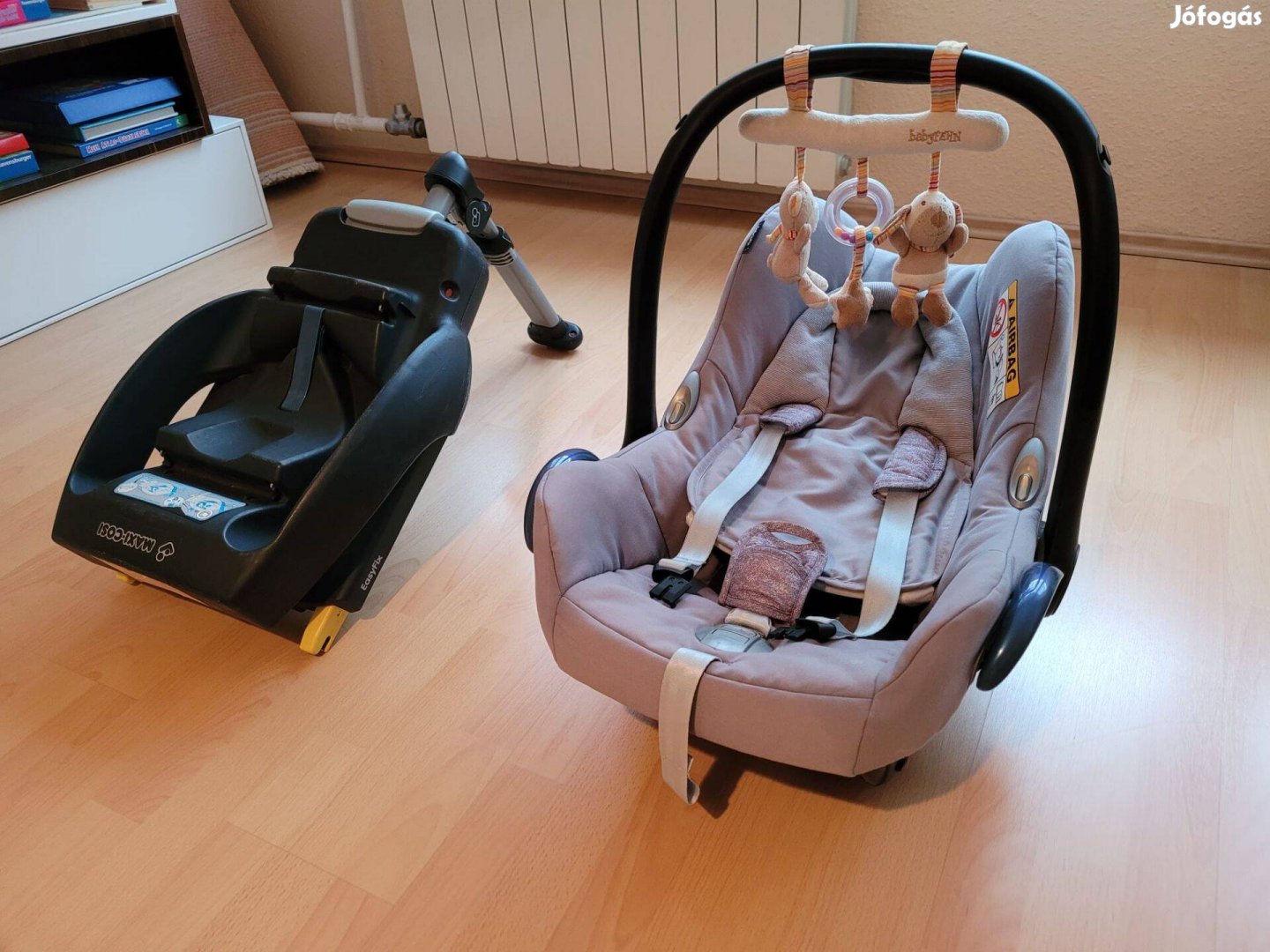 Maxi-Cosi isofix rögzítő talpas gyerekülés