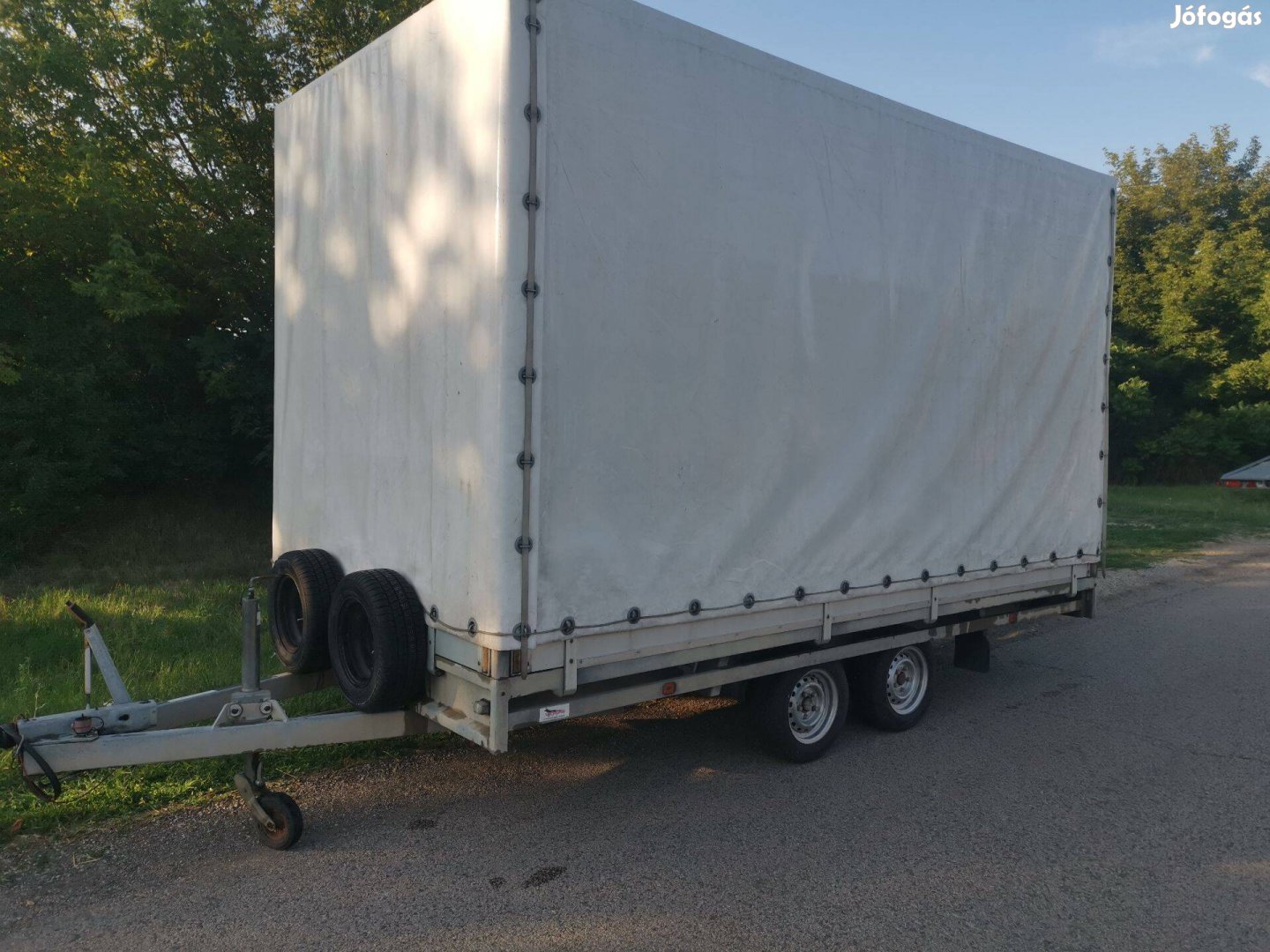 Maxi Hulco 3T utánfutó eladó