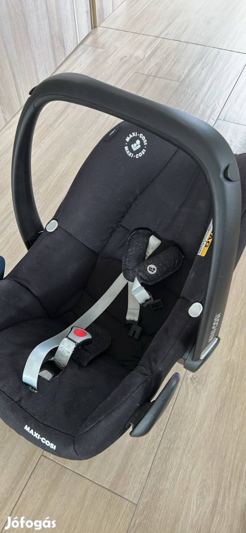 Maxi cosi baba autós hordozó