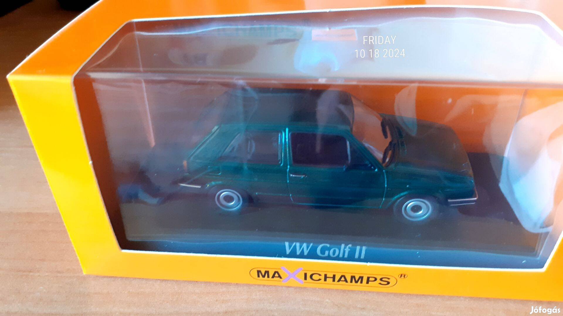 Maxichamps 1:43 1/43 Volkswagen Golf II CL