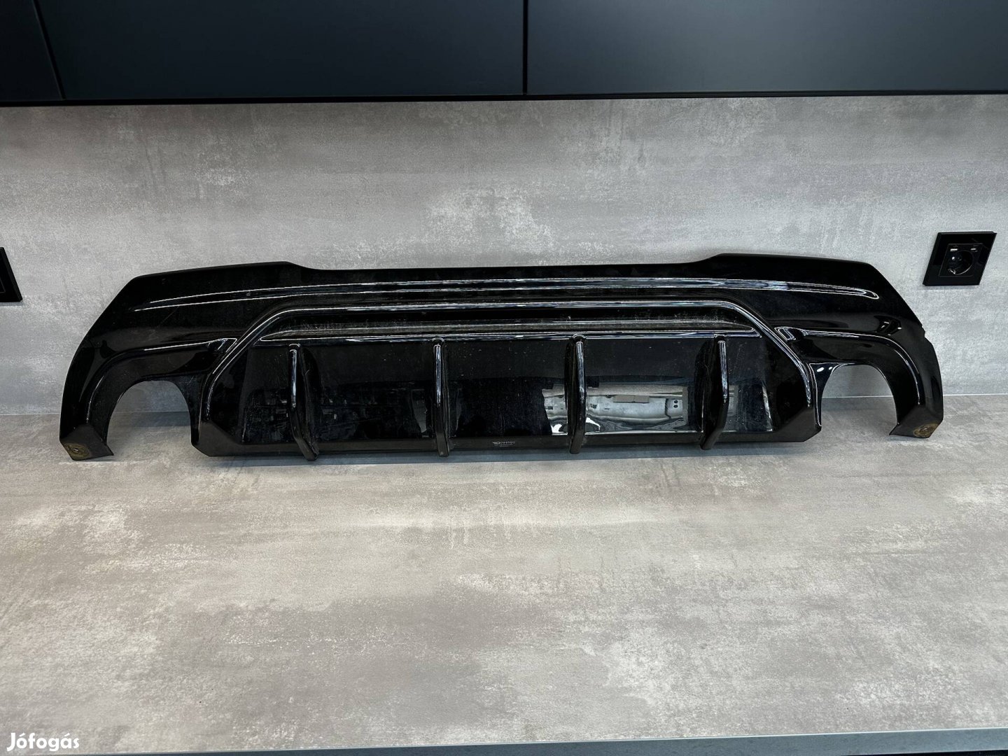 Maxton Design Bmw F40 Lippe és Diffúzor