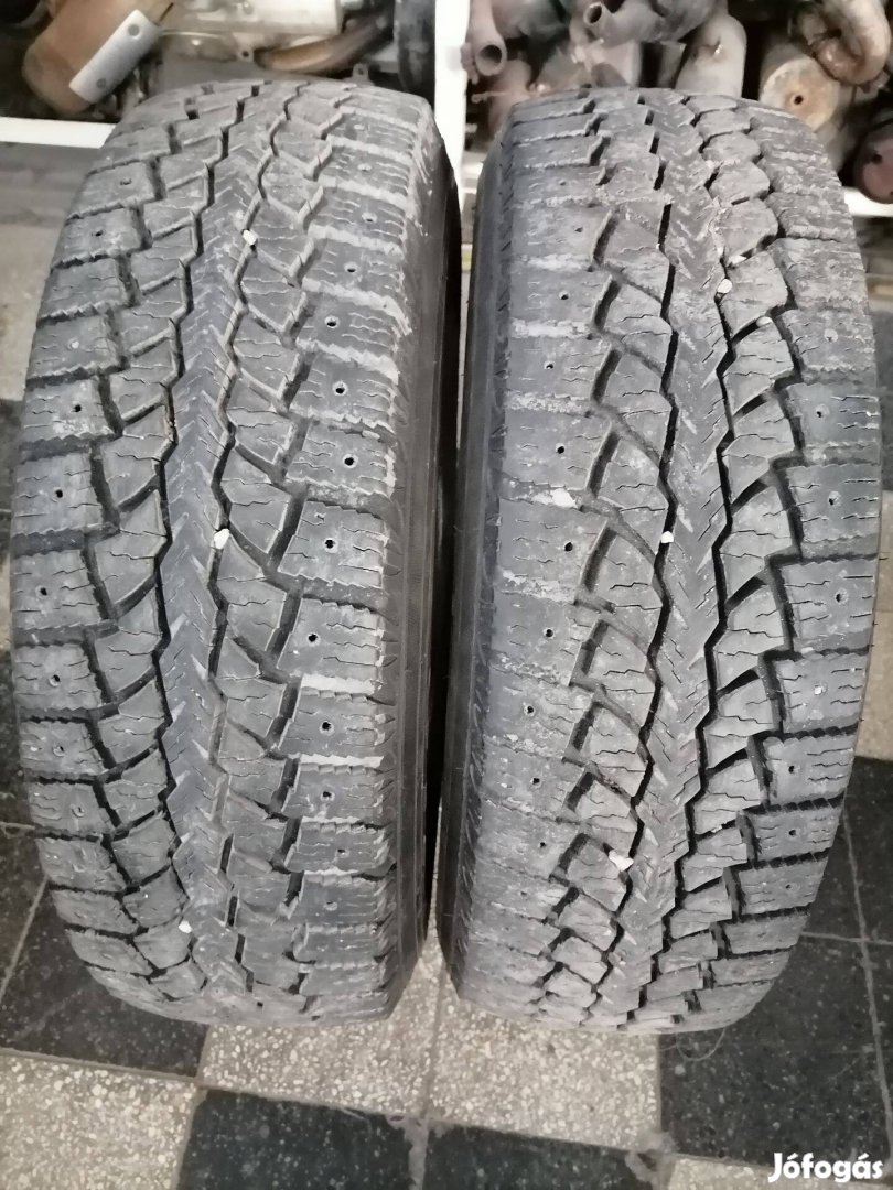 Maxxis téli gumi párban 205/70 r 15c