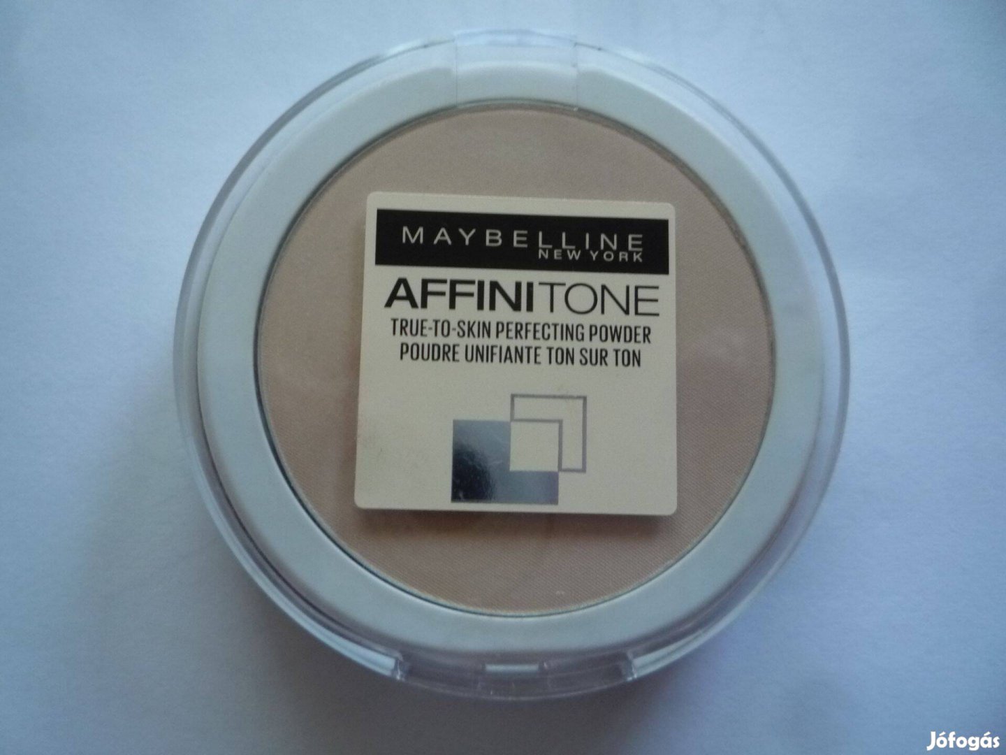 Maybelline New York Affinitone kompakt púder