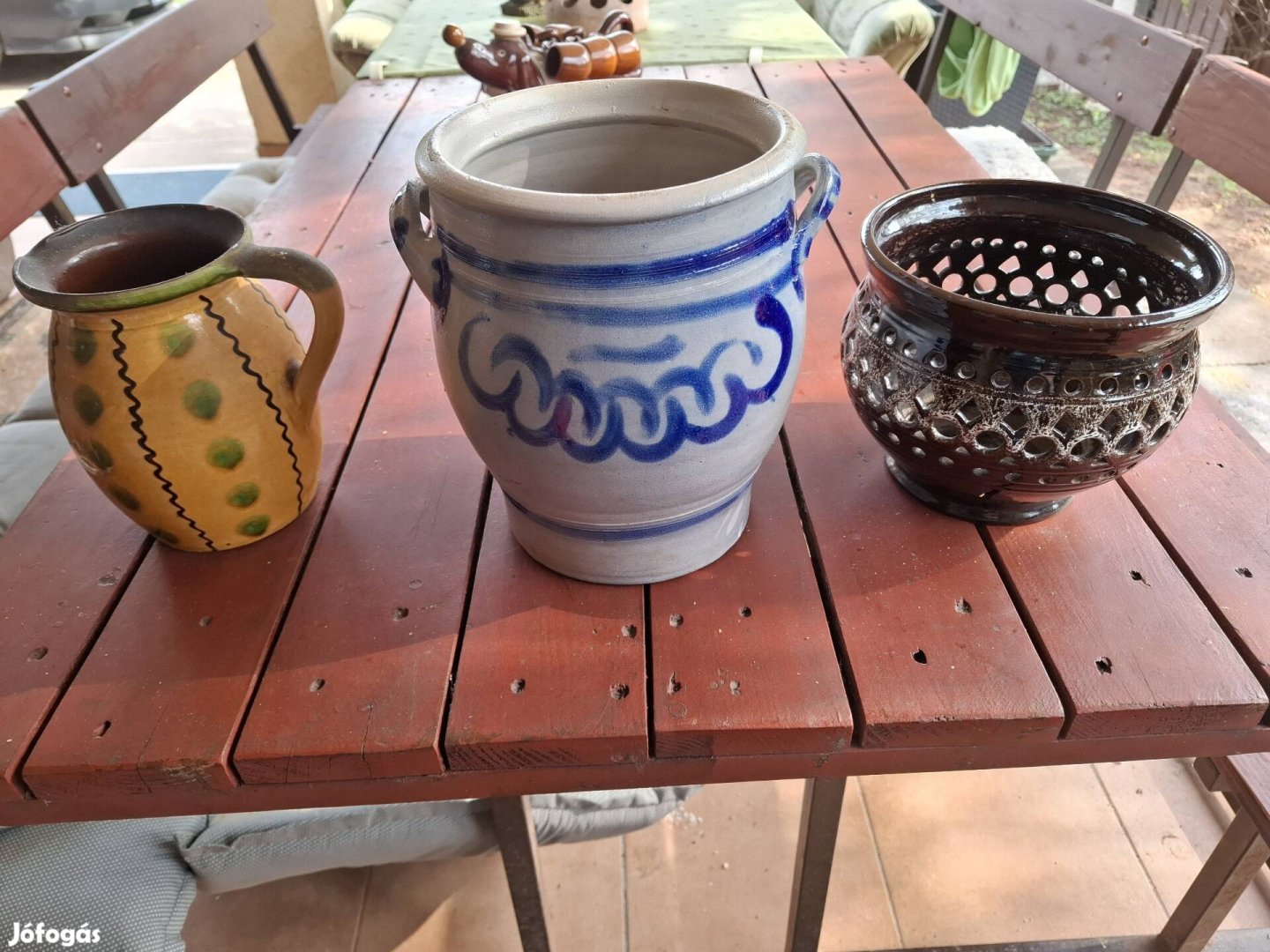 Mázas kaspók,és kancsó.