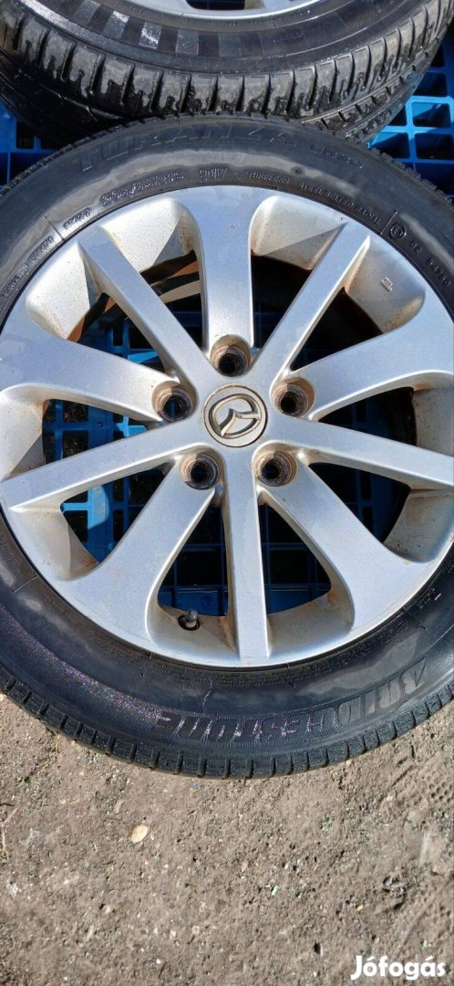 Mazda 16" alufelni szett gumikkal