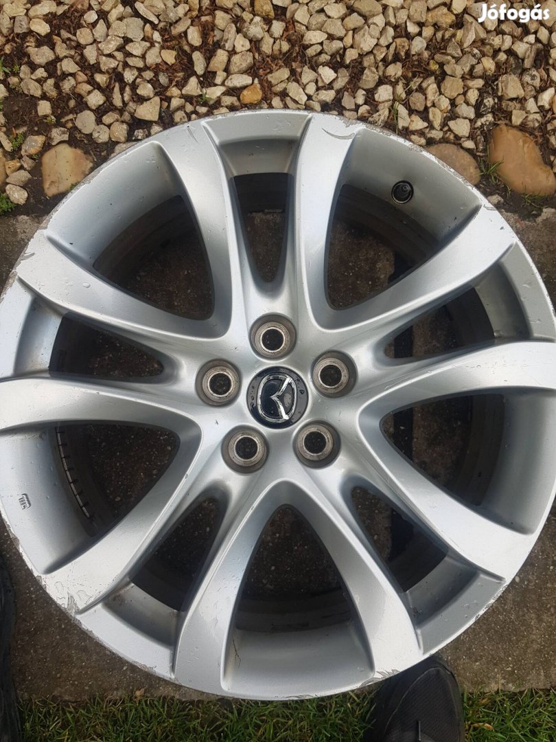 Mazda 19 es gyári felni