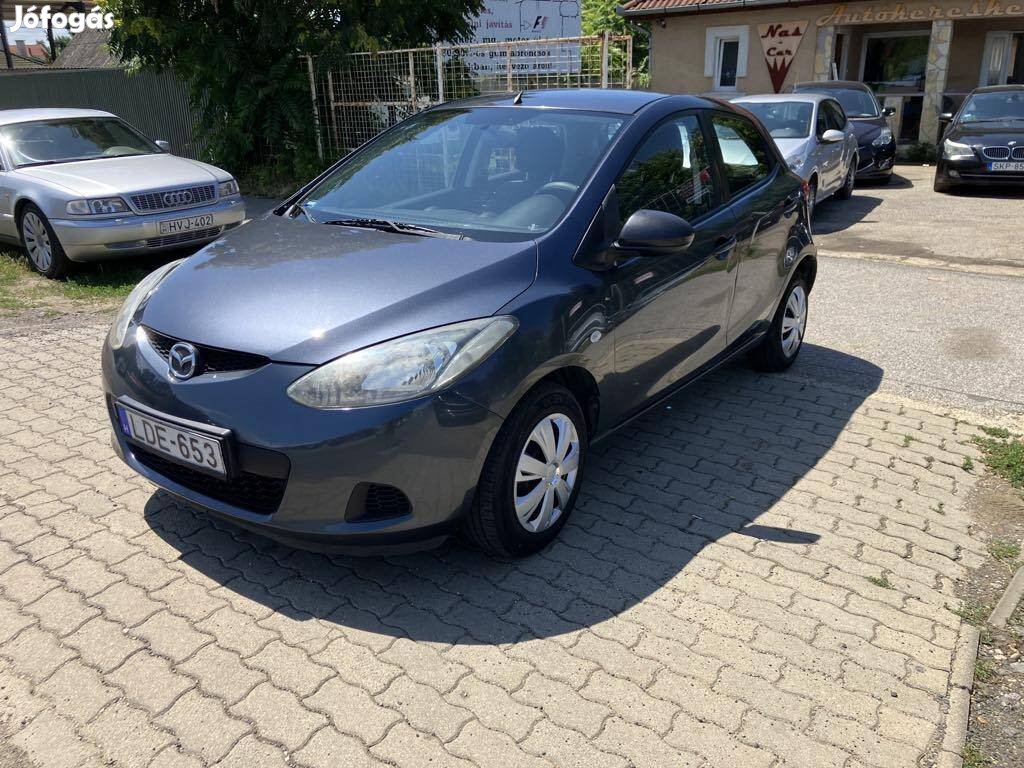Mazda 2 1.3 CE.