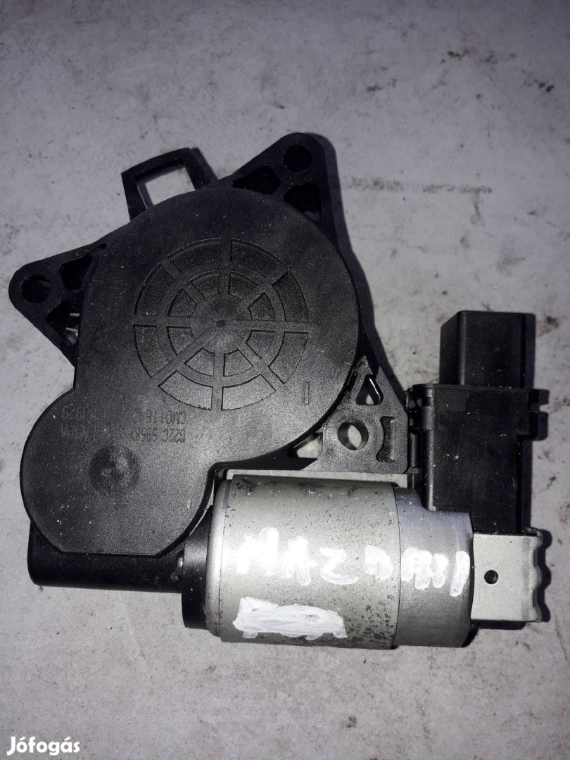 Mazda 2 DY 02-06 Jobb Első Ablakemelő Motor