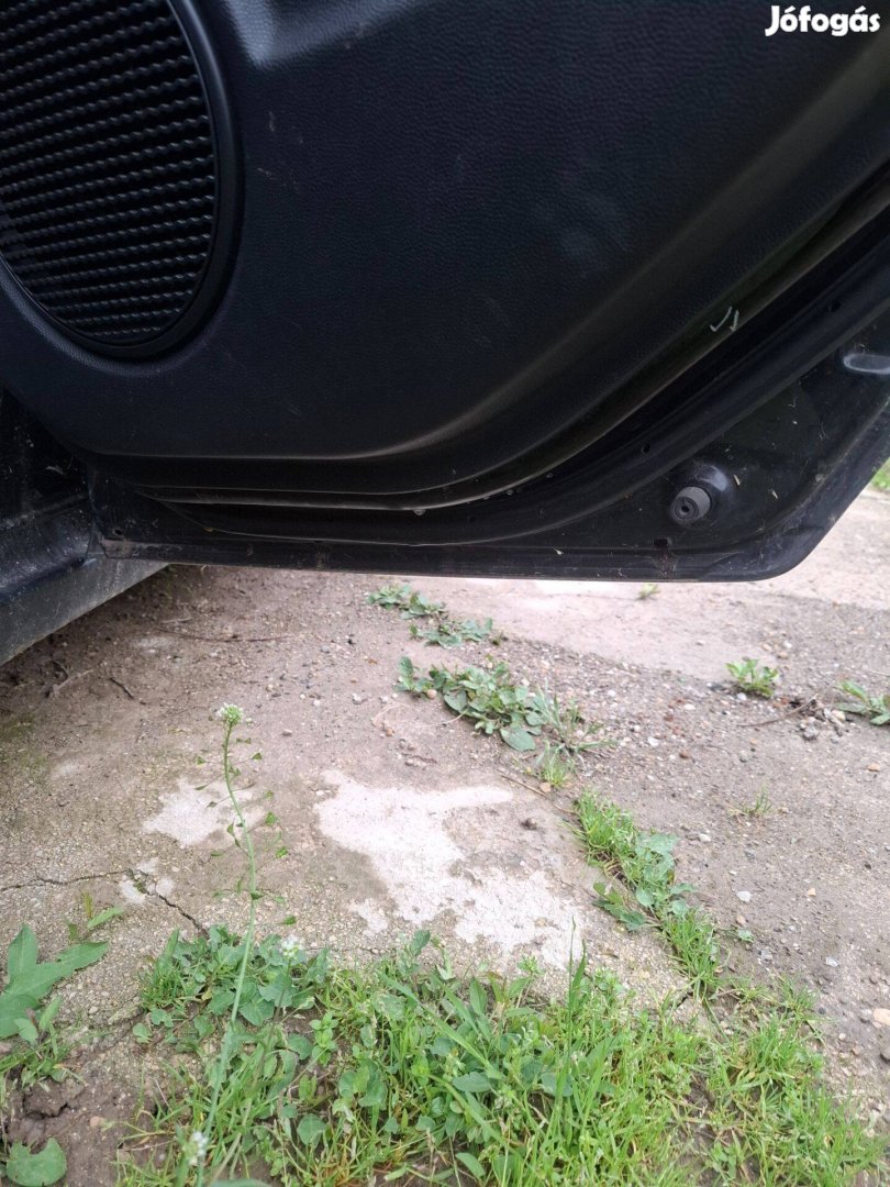 Mazda 2 alkatrészek