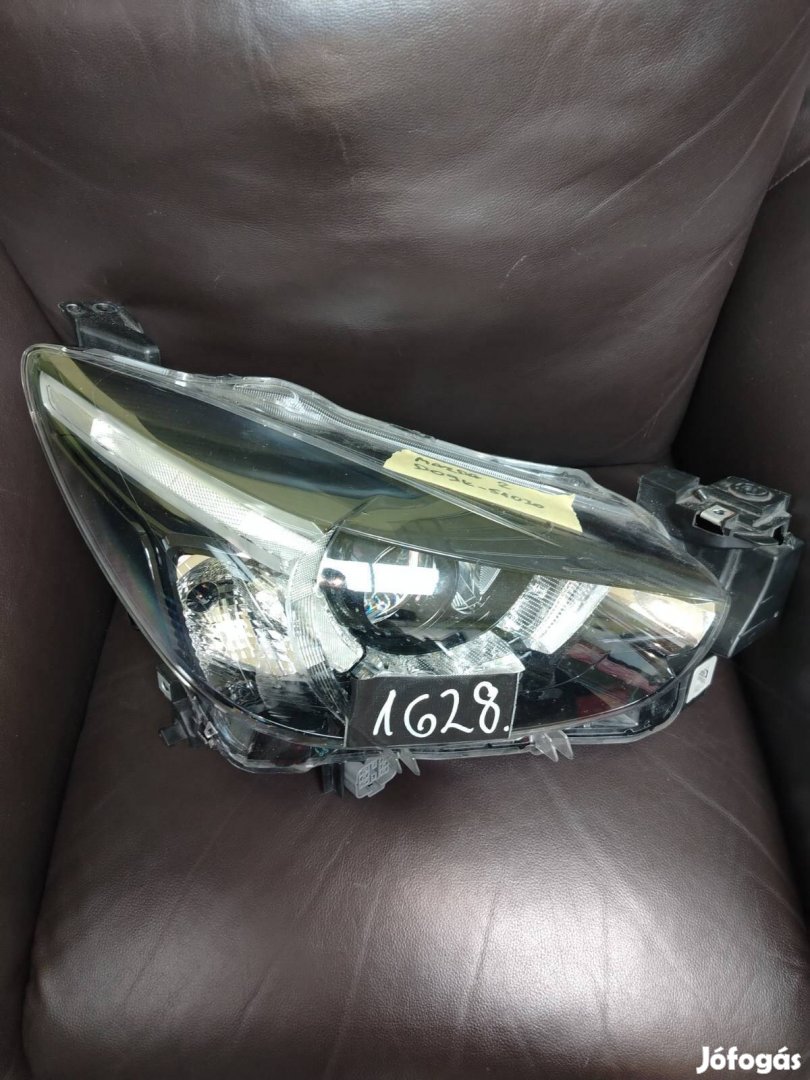 Mazda 2 lámpa Full LED jobb 2014-