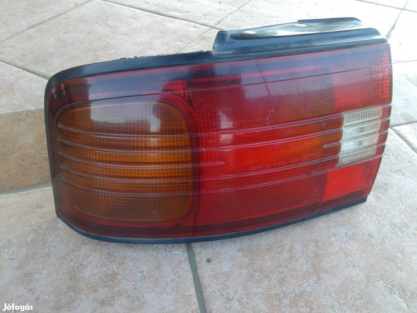 Mazda 323 1.3 (1991) bal hátsó lámpa