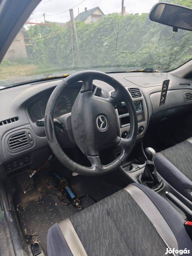 Mazda 323f 1.5 benzin alkatrészek-bontás vagy egyben