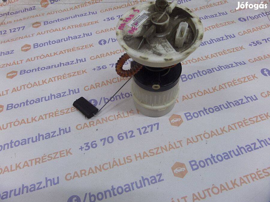 Mazda 3 1,4 1,6 benzines üzemagyag szintjelző, szivattyúval