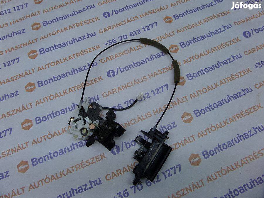Mazda 3 Eladó bontott gyári csomagtér ajtó zár, mikrokapcsoló
