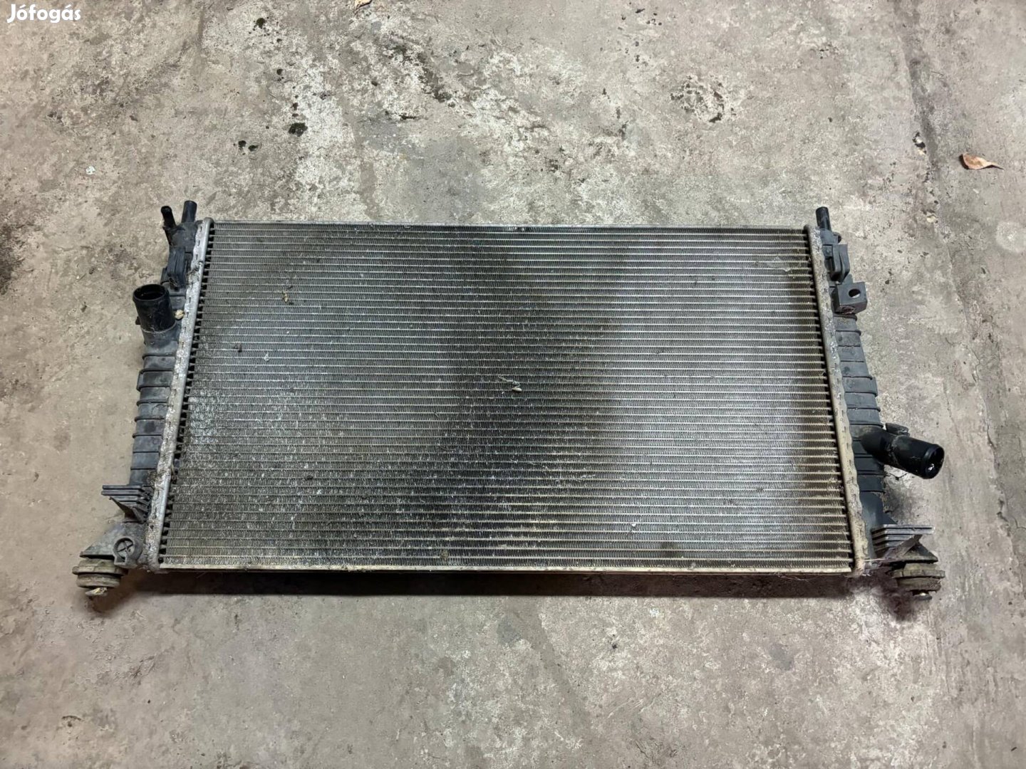 Mazda 3 Ford Focus C max hűtő vizhűtő 