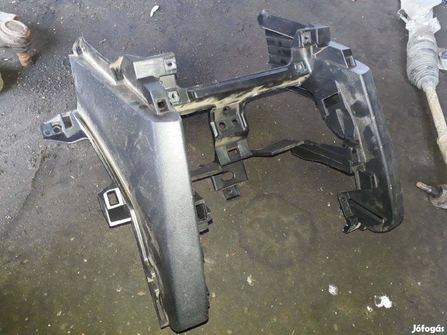 Mazda 3 -09 Középkonzol