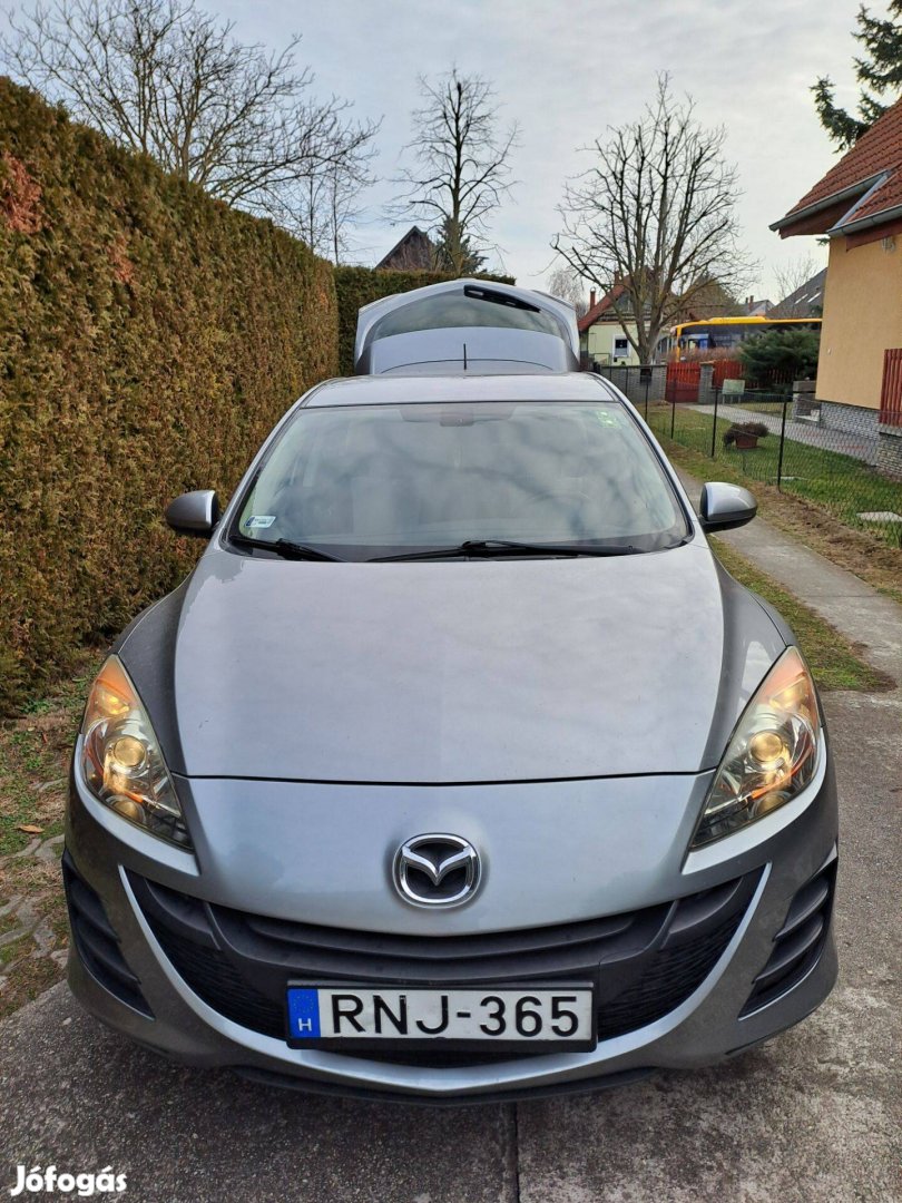 Mazda 3. sport 1,6 benzines