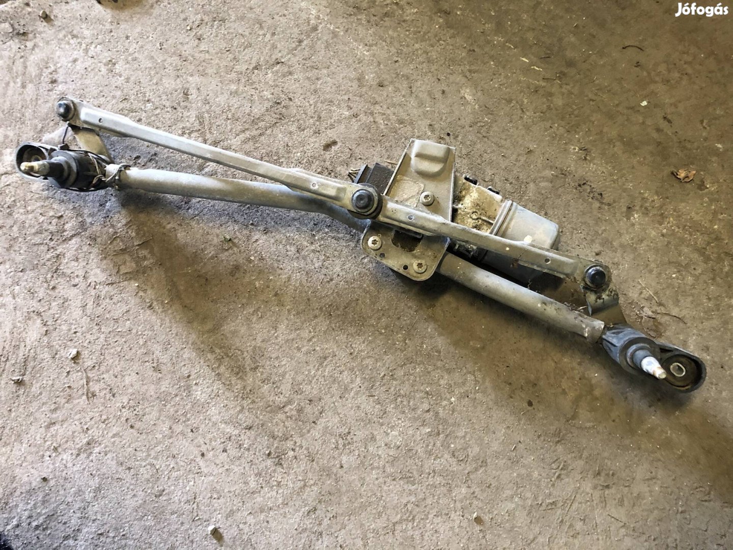 Mazda 3 ablaktörlő motor + szerkezet sérült  