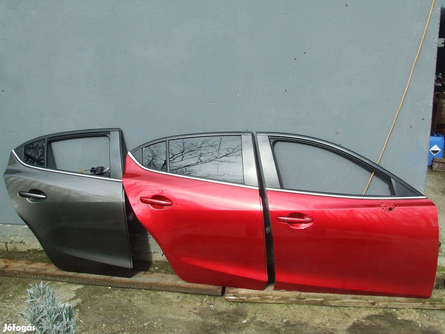 Mazda 3 bm jobb első hátsó ajtó komplett ajtó 2013 tól