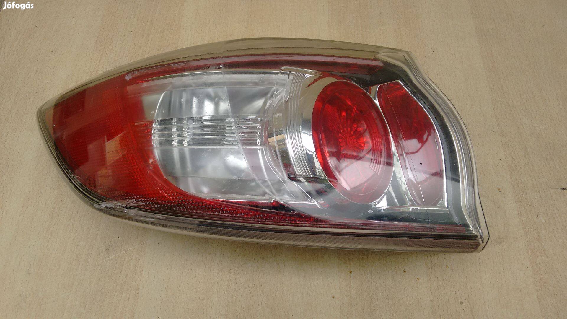 Mazda 3 lámpa