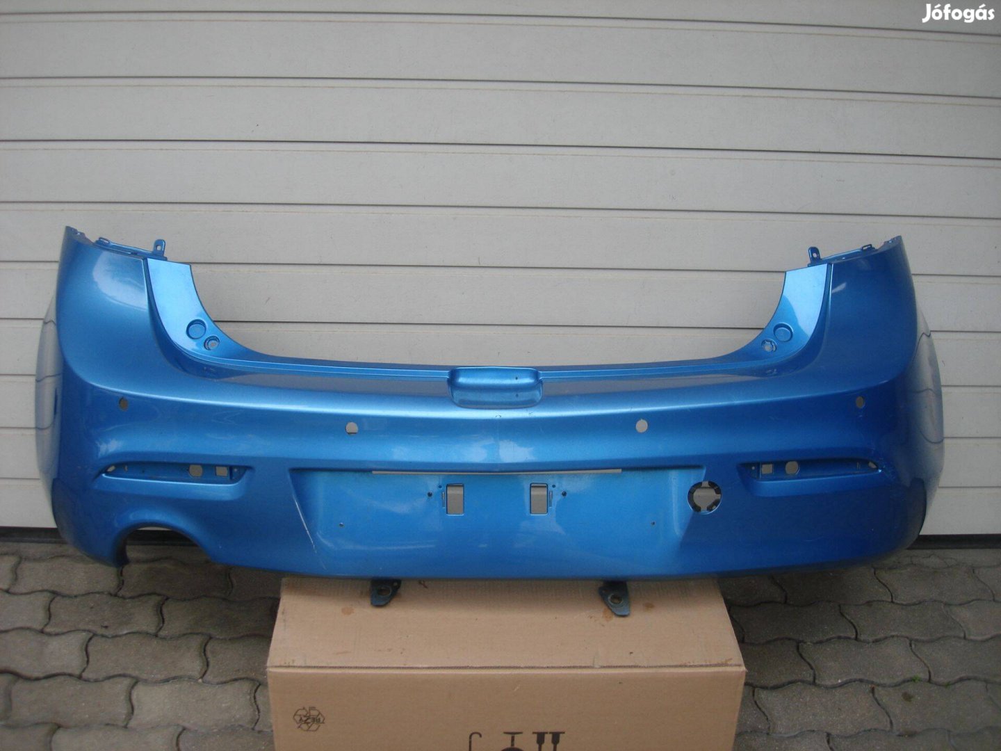 Mazda 3 radaros hátsó lökhárító BCD2-50221 2009-től