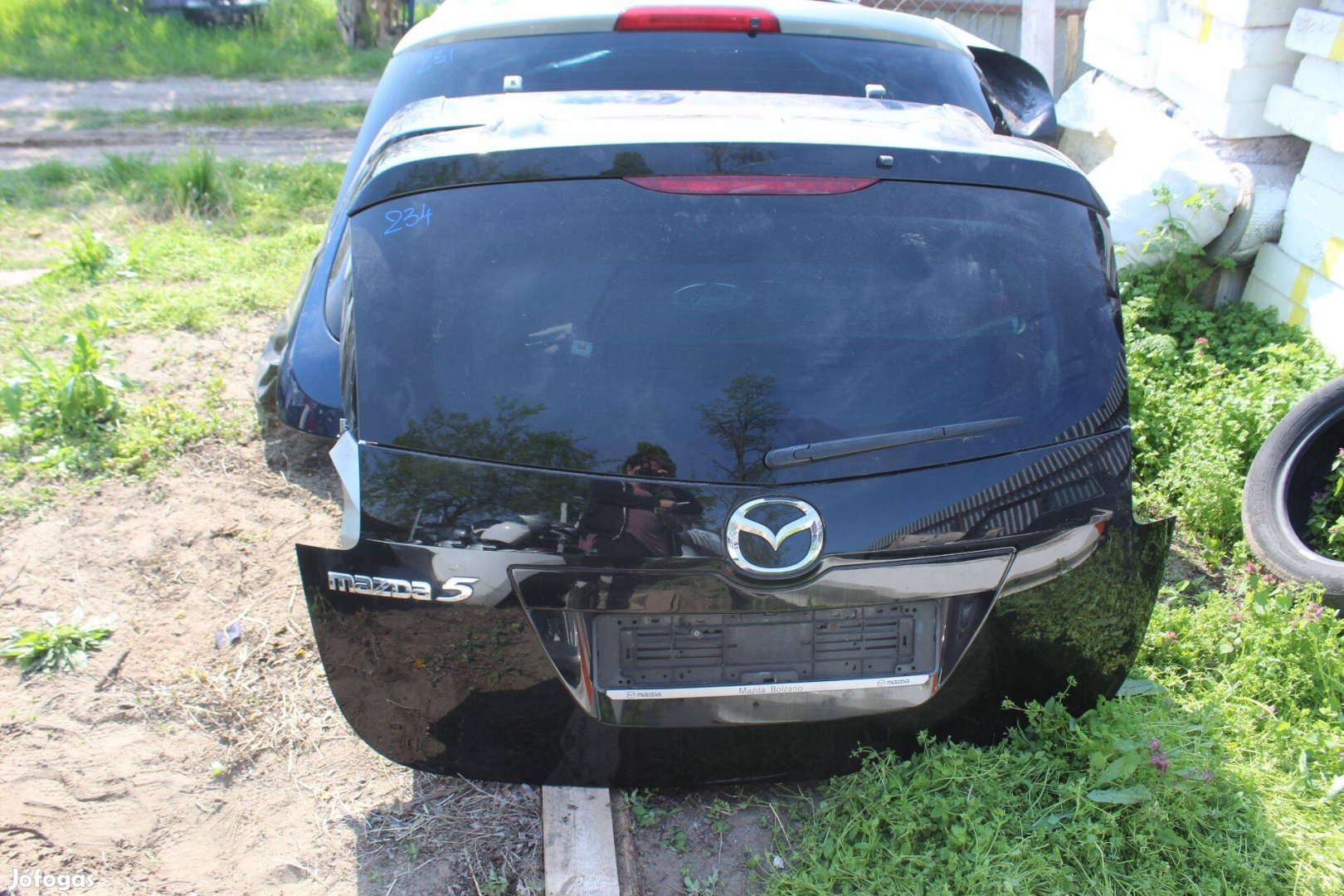 Mazda 5 (CR) csomagtérajtó üresen, szélvédővel (234)