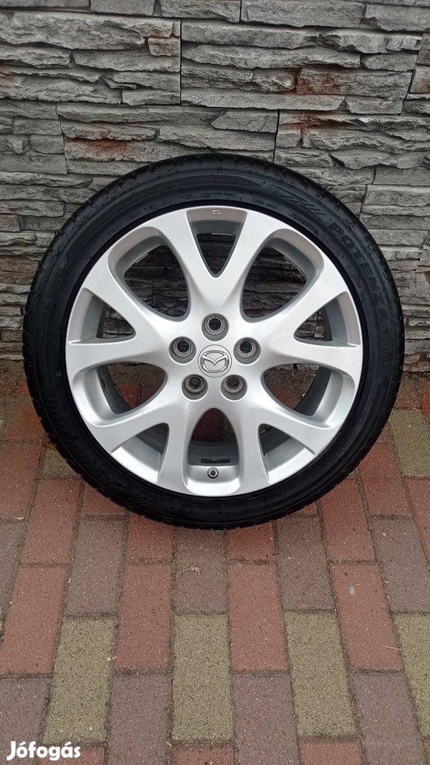 Mazda 5x114,3 18" alufelni 225/45r18 nyári gumival 