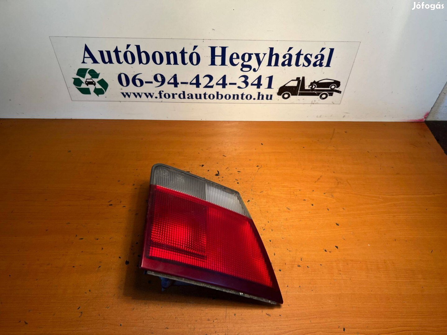 Mazda 626 V bal hátsó belső lámpa