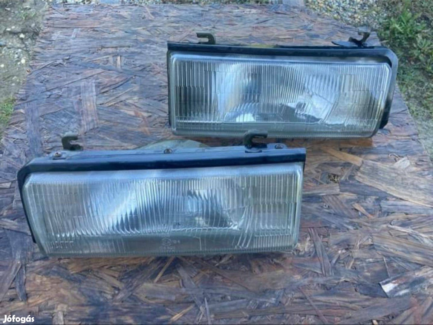 Mazda 626 fényszóró pár