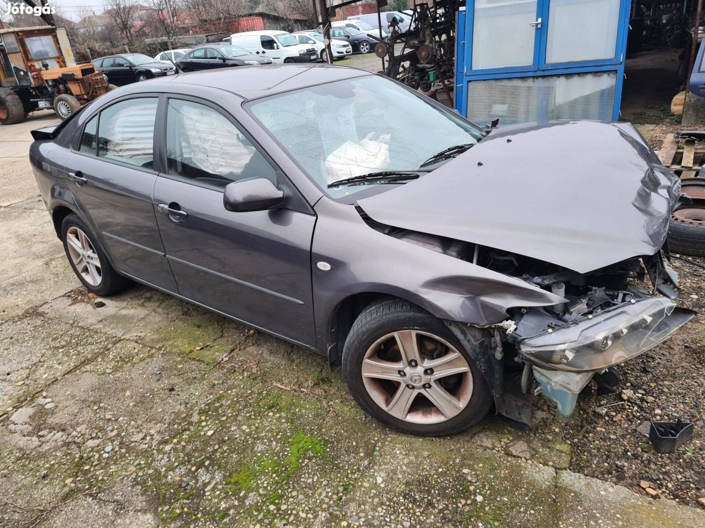 Mazda 6 2005-ös 5 ajtós alkatrészei eladóak