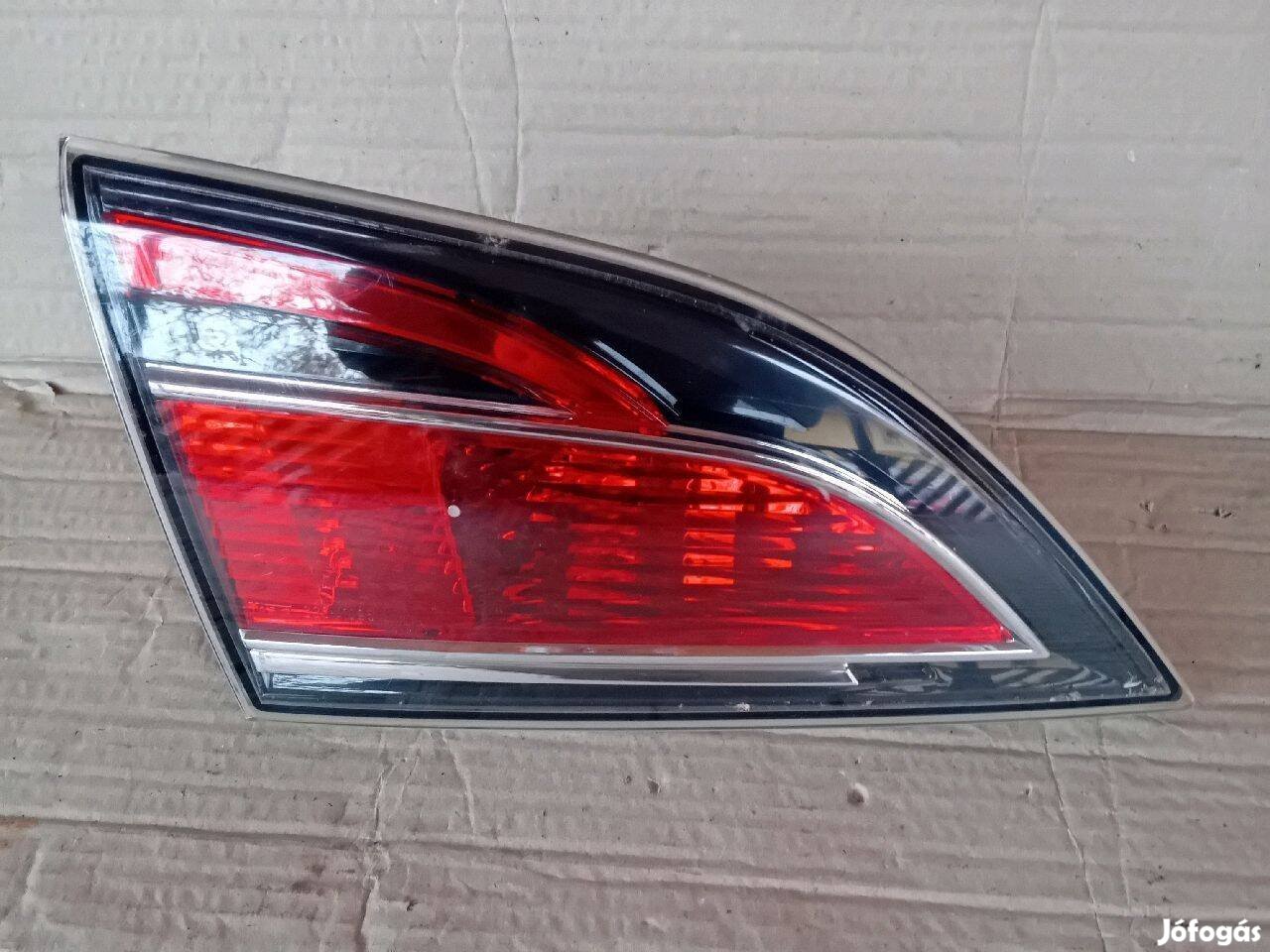 Mazda 6 GH bal hátsó belső lámpa 2008-2013 GS2A513F0